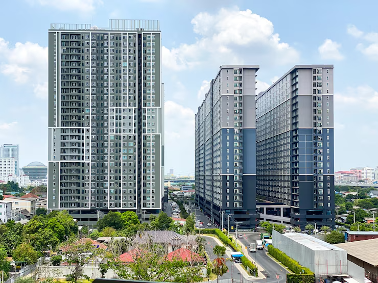imgi_15_regent-home-27-condominiums-krungthep-nonthaburi-road-near-bang-son-subway-station_40015-751